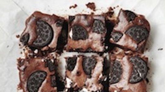 Illustratie voor: No bake taartjes: dit zijn 5x heerlijke baksels zonder oven