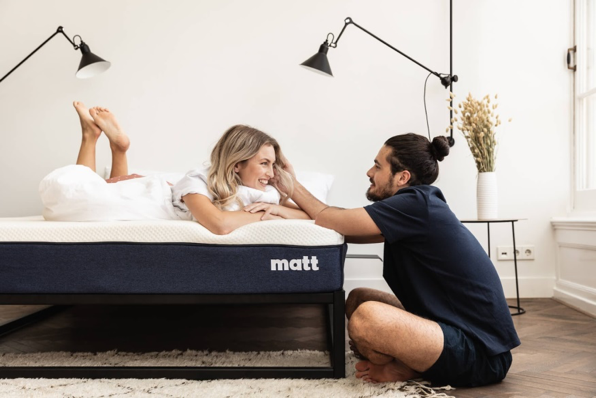 Het beste matras voor koppels is het aanpasbare matras van Matt