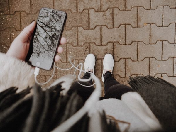 Dit zijn onze favoriete witte sneakers voor het voorjaar van 2021
