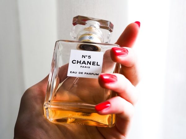 Tip! Met dit trucje blijft je parfum veel langer lekker ruiken