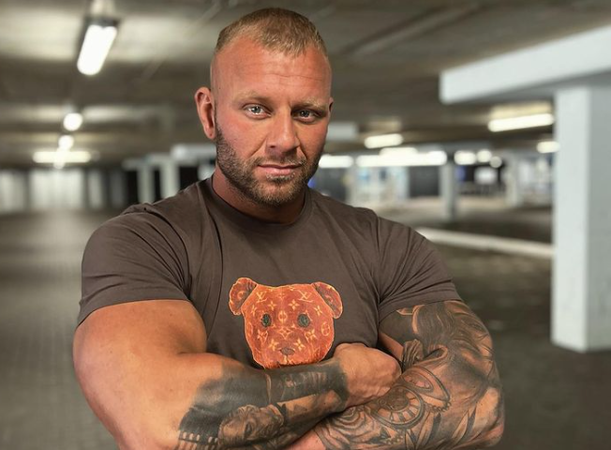 Dit is hoe spierbundel Ren&eacute; uit Temptation Island er vroeger uitzag