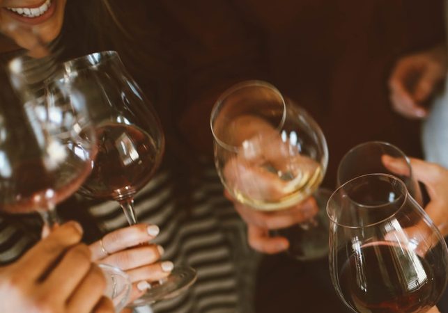 Kroegtijgers opgelet: je kunt nu een eigen opblaaskroeg in je tuin zetten