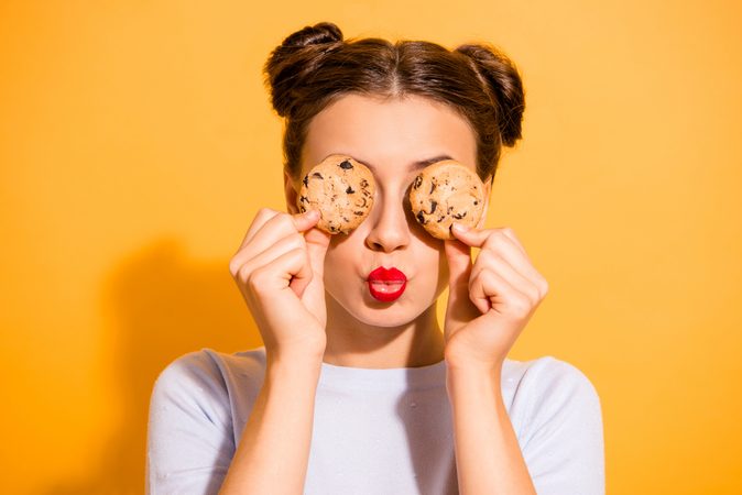Hallo weekendsnack: deze rocky road koekjes wil je n&uacute; maken