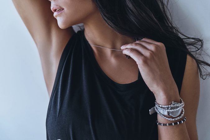 Deze minimalistische kettingen passen perfect bij iedere look