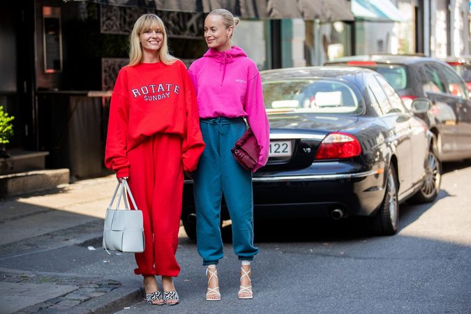 21 x de fijnste &eacute;n mooiste sweaters en hoodies in in weg te kruipen