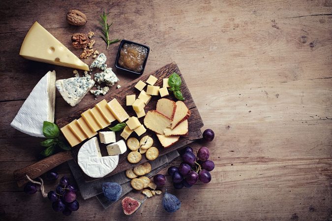 Zo maak je het perfecte kaasplankje voor een chique borrel met de girls