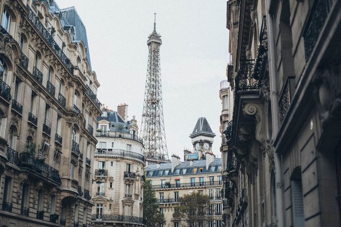 Oui, oui! Er komt een realityserie van Emily in Paris (en jij kunt je opgeven)