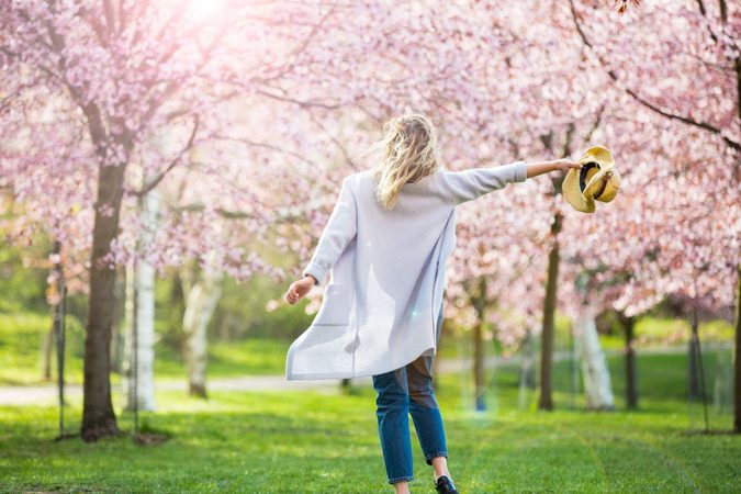 Zo veel calorie&euml;n verbrand je nou echt met wandelen