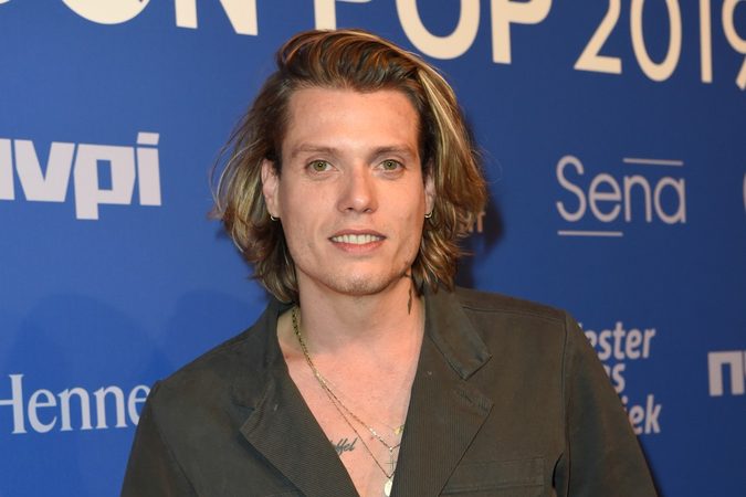 FOTO: zo zag De Bachelor 2021 Tony Junior er als kind uit