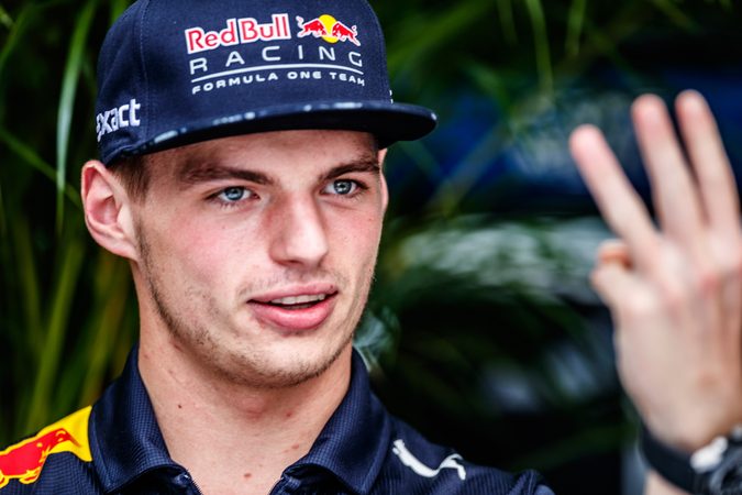 Alles over de knappe vriendin van Formule 1-coureur Max Verstappen