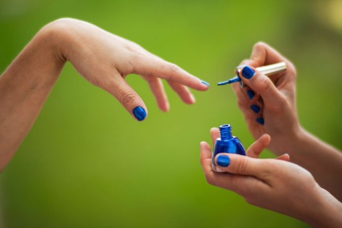 Nagellak trends herfst 2021: deze tintjes wil jij deze herfst op je nagels