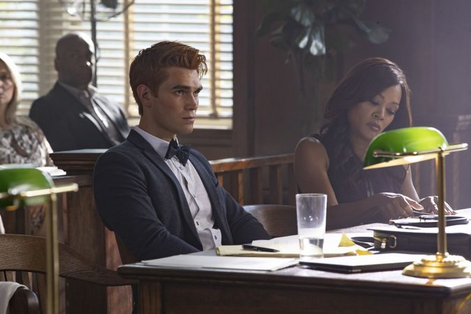 ZIEN: KJ Apa uit de Netflix-serie Riverdale is in het geheim getrouwd