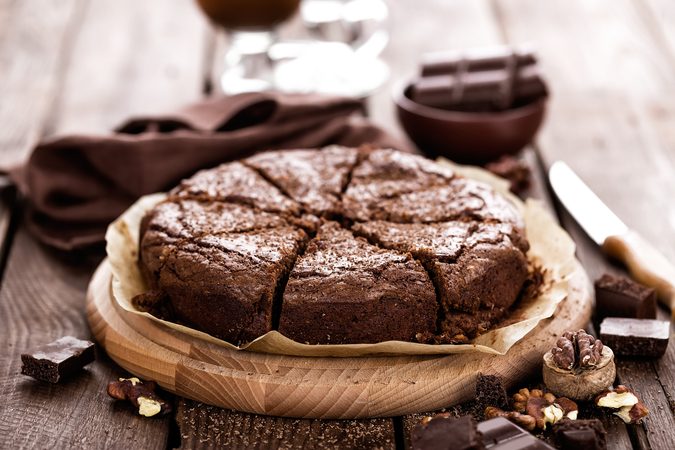 Receptje: Zo maak je heel gemakkelijk een Sinterklaas taart van brownies