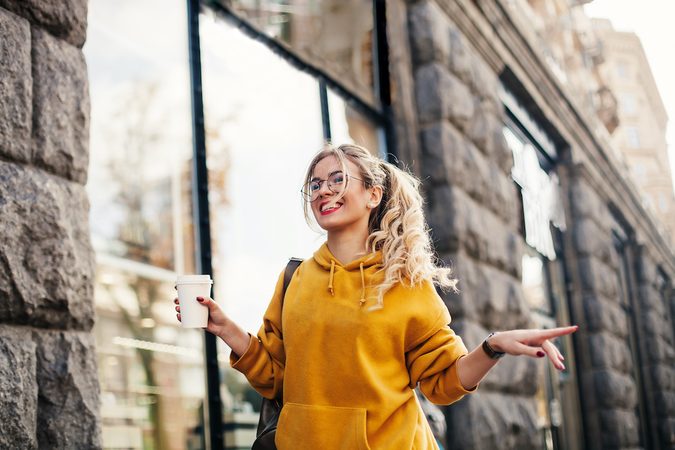 Blond haar zonder verven? Dat kan met deze tips