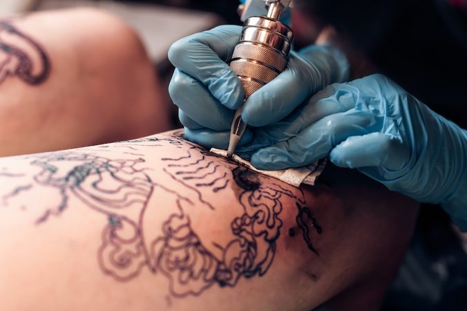 Dit zijn de minst pijnlijke plekken om een tattoo te zetten