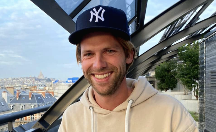Thomas van der Vlugt uit de kleren! Dit wil je zien!