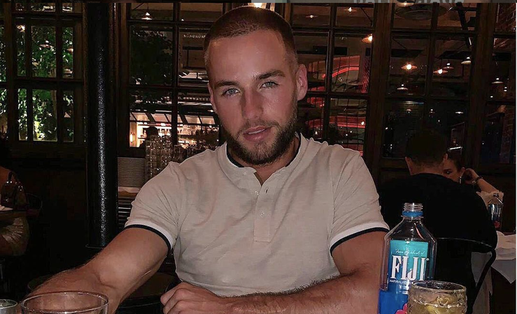 OMG: Donny Roelvink gespot met bekende Love Island winnares!