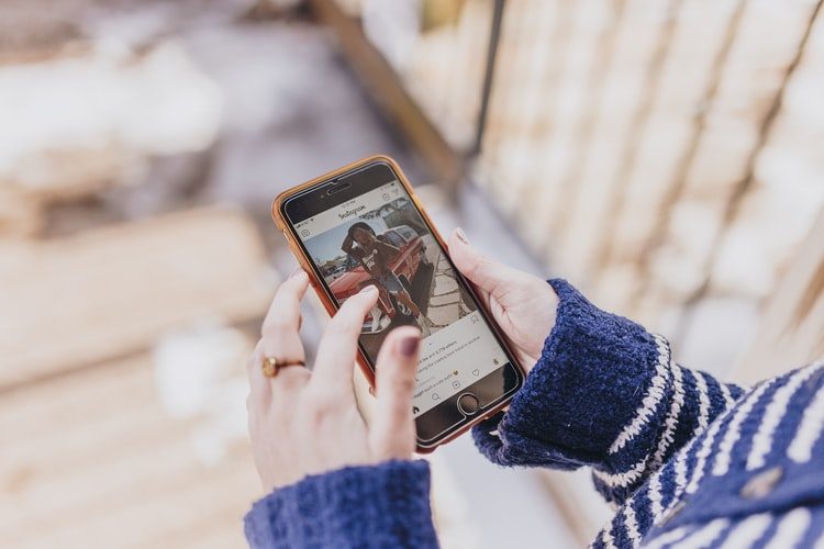 Cringe alert! Zo kan jij je oude instagram-naam en -bio terugzien