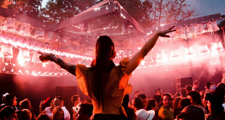 Deze 8 vette festivals kun jij niet missen deze zomer!
