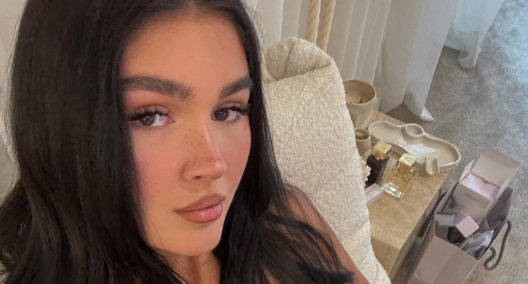 Cute of niet? Unblended nose contour is helemaal hot onder celebrities