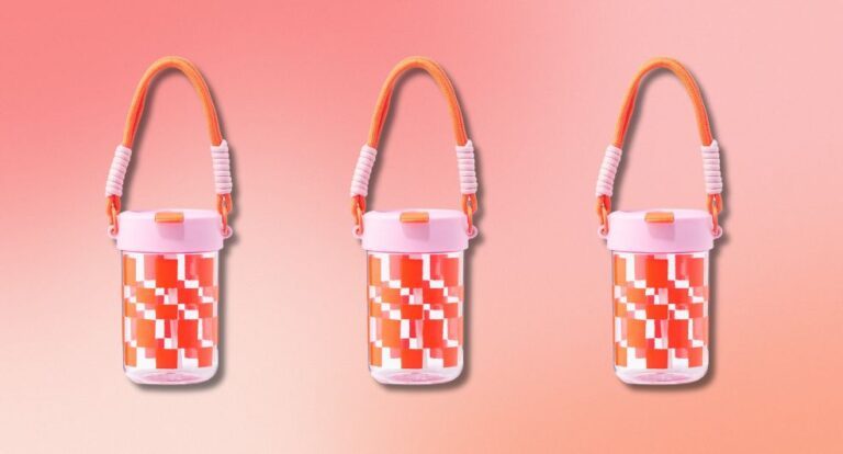 3 drinkbekers met koord 450ml geruit van de HEMA.