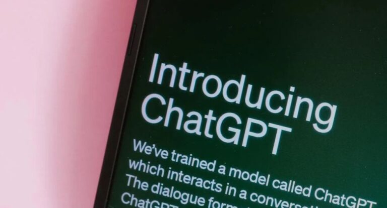 Computerscherm met de introductie van ChatGPT.
