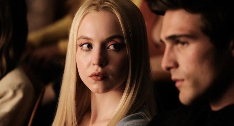 Cassie kijkt vragend naar Nate.