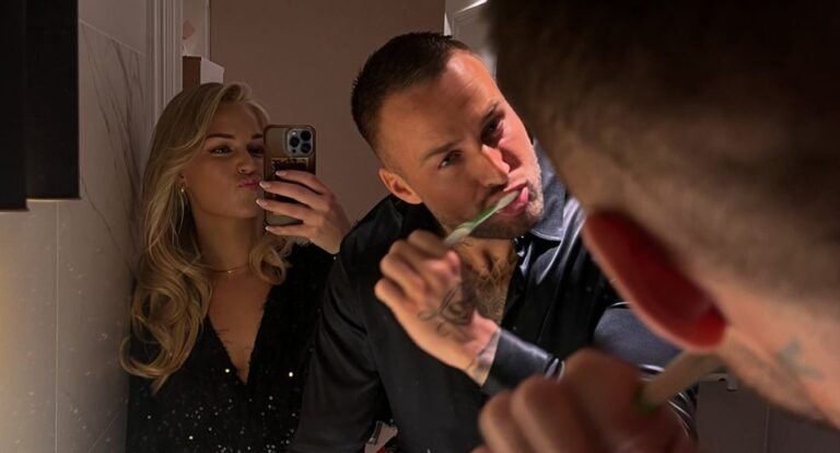 Badkamerselfie van Marijn en Dave.