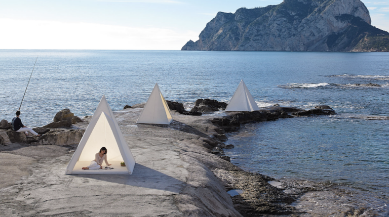 Ultieme plek om te relaxen: daarvoor is deze tipi perfect