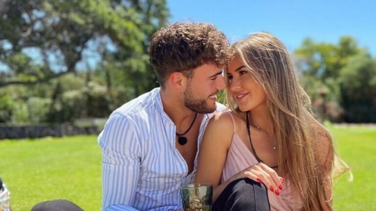 Breaking! Love Island winnaars Job en Esm&eacute;e onverwachts uit elkaar!