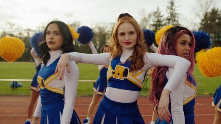 Cheerleaders op het sportveld.
