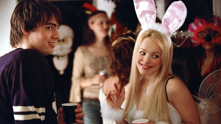 Scène uit het Halloweenfeest in Mean Girls.