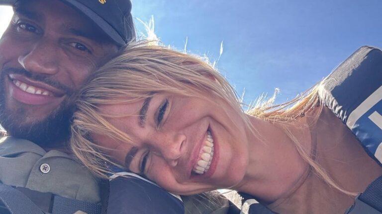 Nicolette Kluijver samen met co-presentator Edson da Graca.