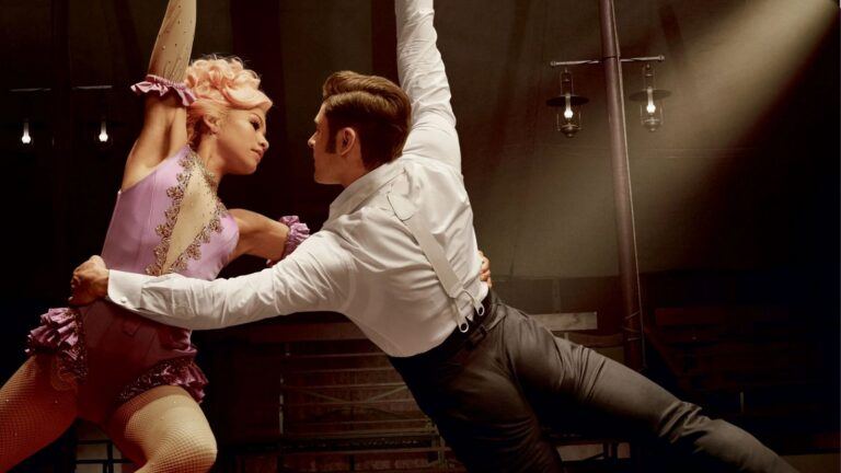 Zendaya en Zac Efron in The Greatest Showman.