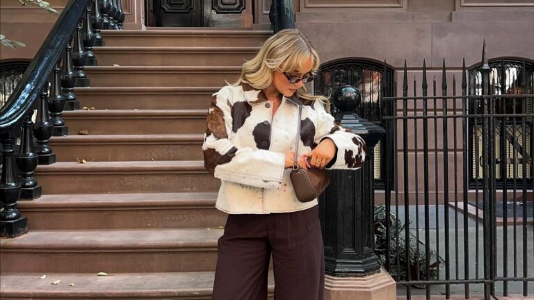 Holly Mayland met de ZARA-pantalon.