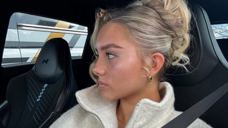 Vrouw in de auto.