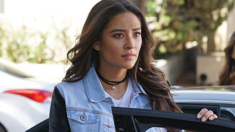 Emily pretty little liars