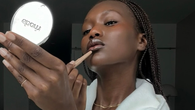 lip contour rhode