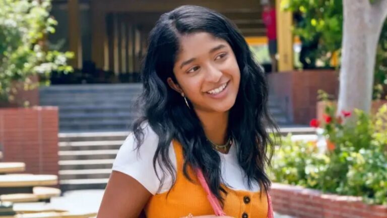Devi Vishwakumar in Never Have I Ever
