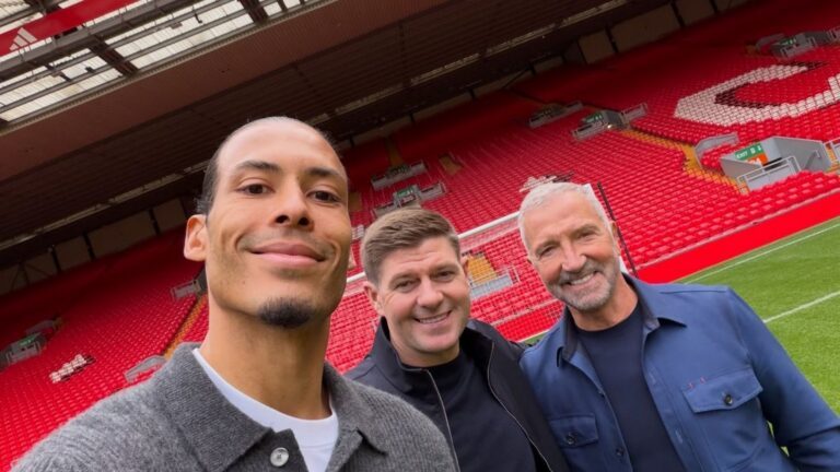 Selfie Virgil van Dijk.