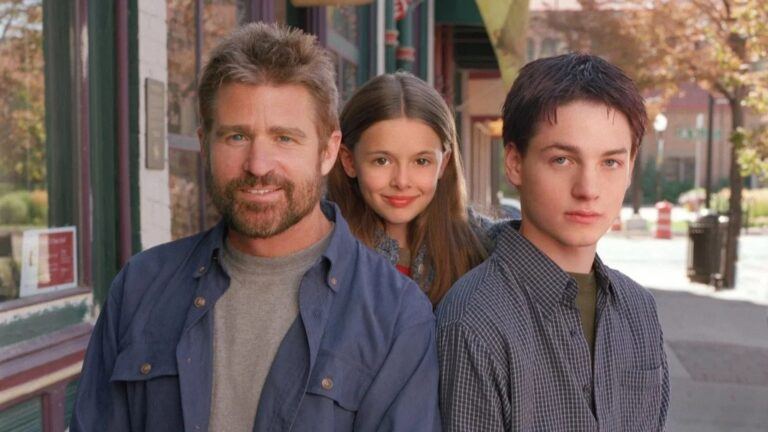 Andrew, Ephram en Delia in Everwood.