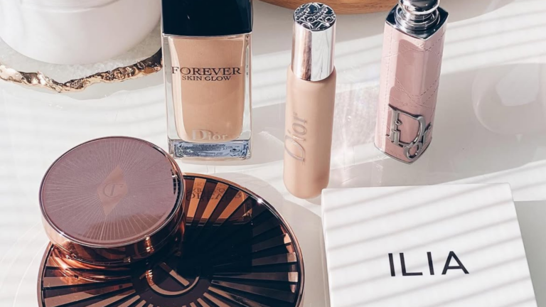 Make-up.