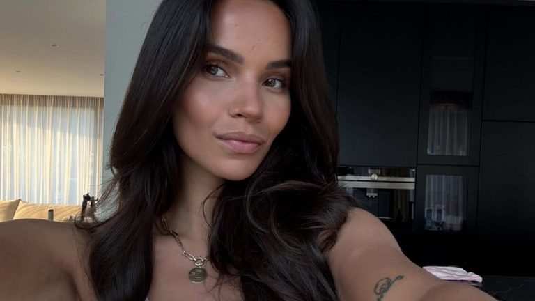 Selfie van Monica Geuze.