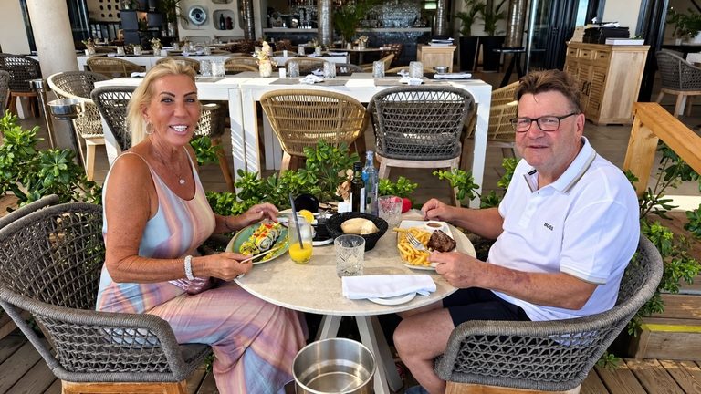 Caroline en Arie uit B&B Vol Liefde.