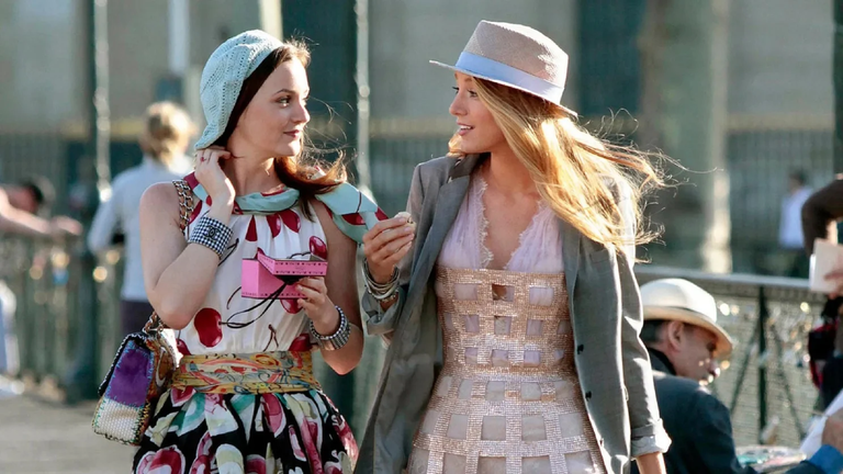 Blair en Serena uit Gossip Girl.