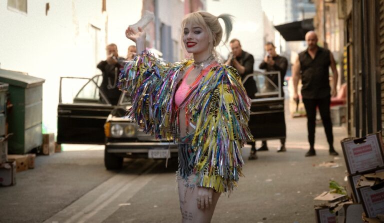 Netflix films: Birds of Prey (And the Fantabulous Emancipation of One Harley Quinn)