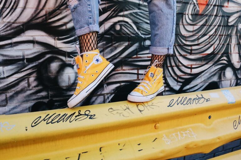Sneakers in de wasmachine? Met deze tips lijken ze weer als nieuw