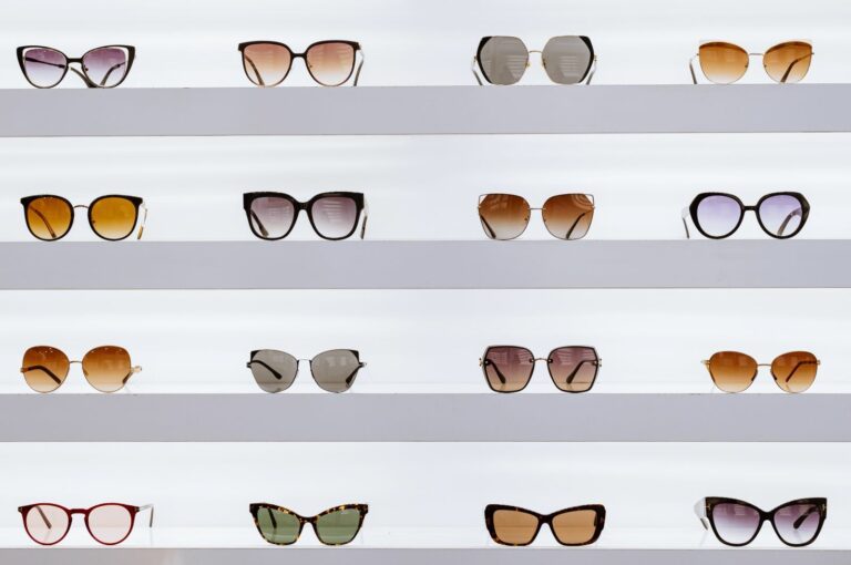 De meest fashionable zonnebrillen onder de 50 euro