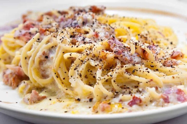 Yum! Binnen no-time maak jij deze heerlijke spaghetti carbonara