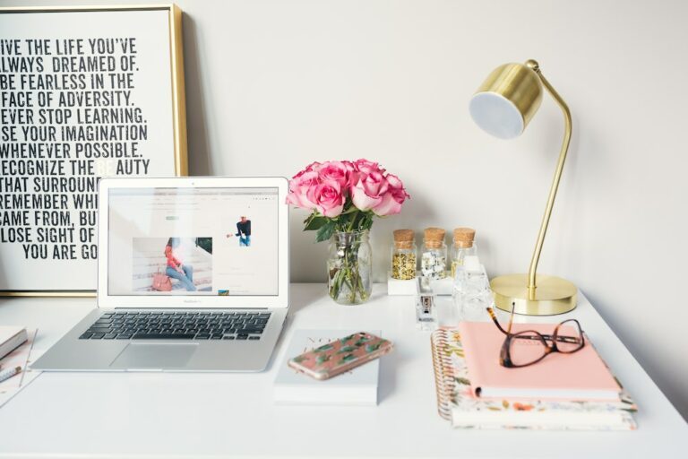 Deze items mogen niet ontbreken in jouw home office
